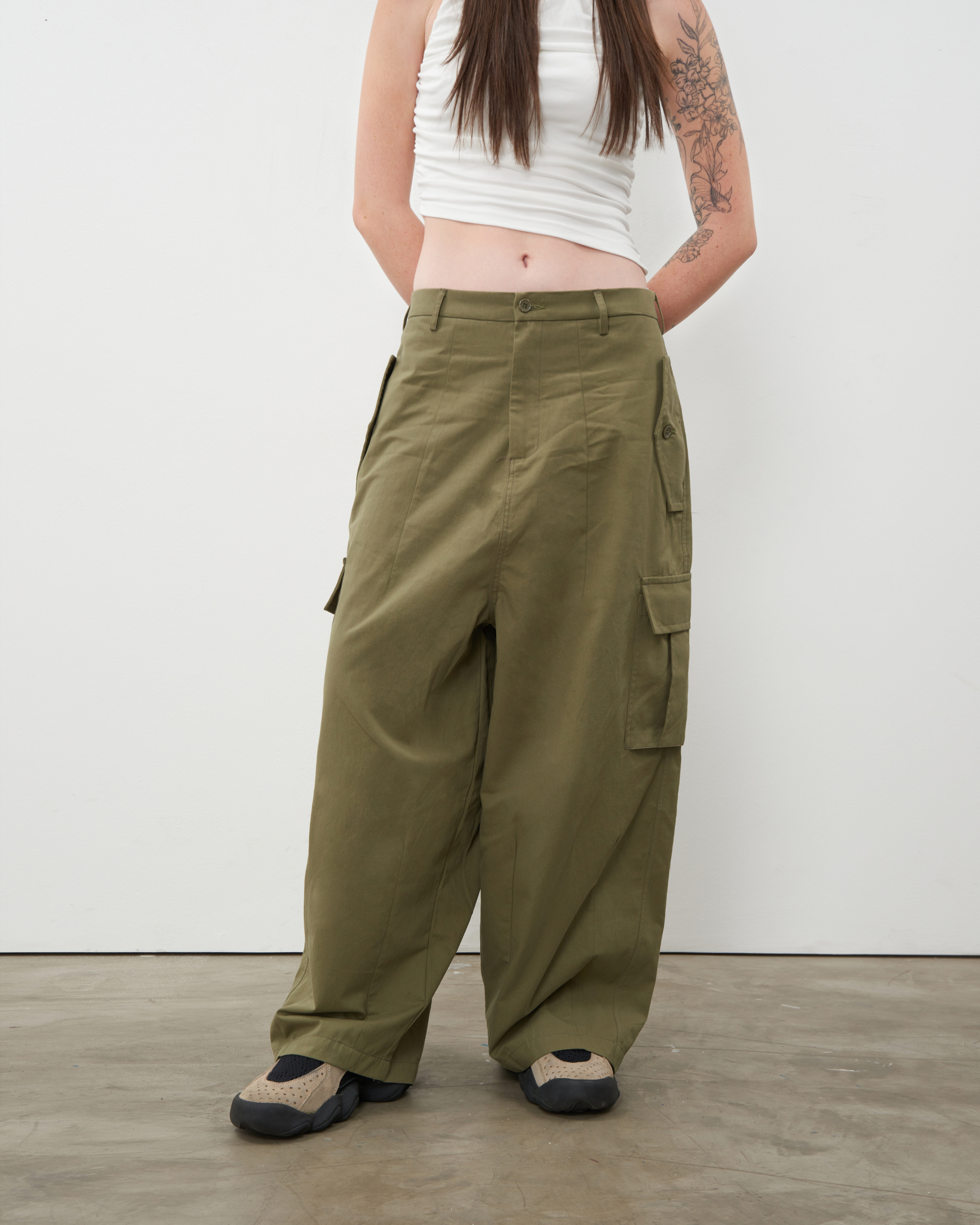Balloon Pants in Olive