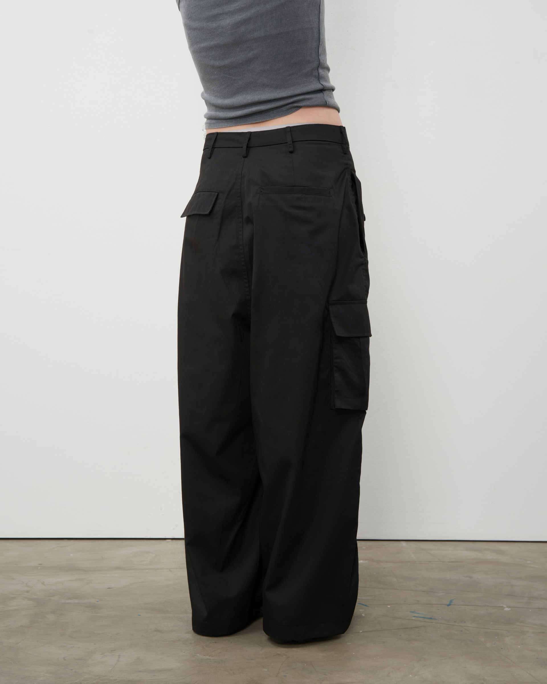 Balloon Pants in Black
