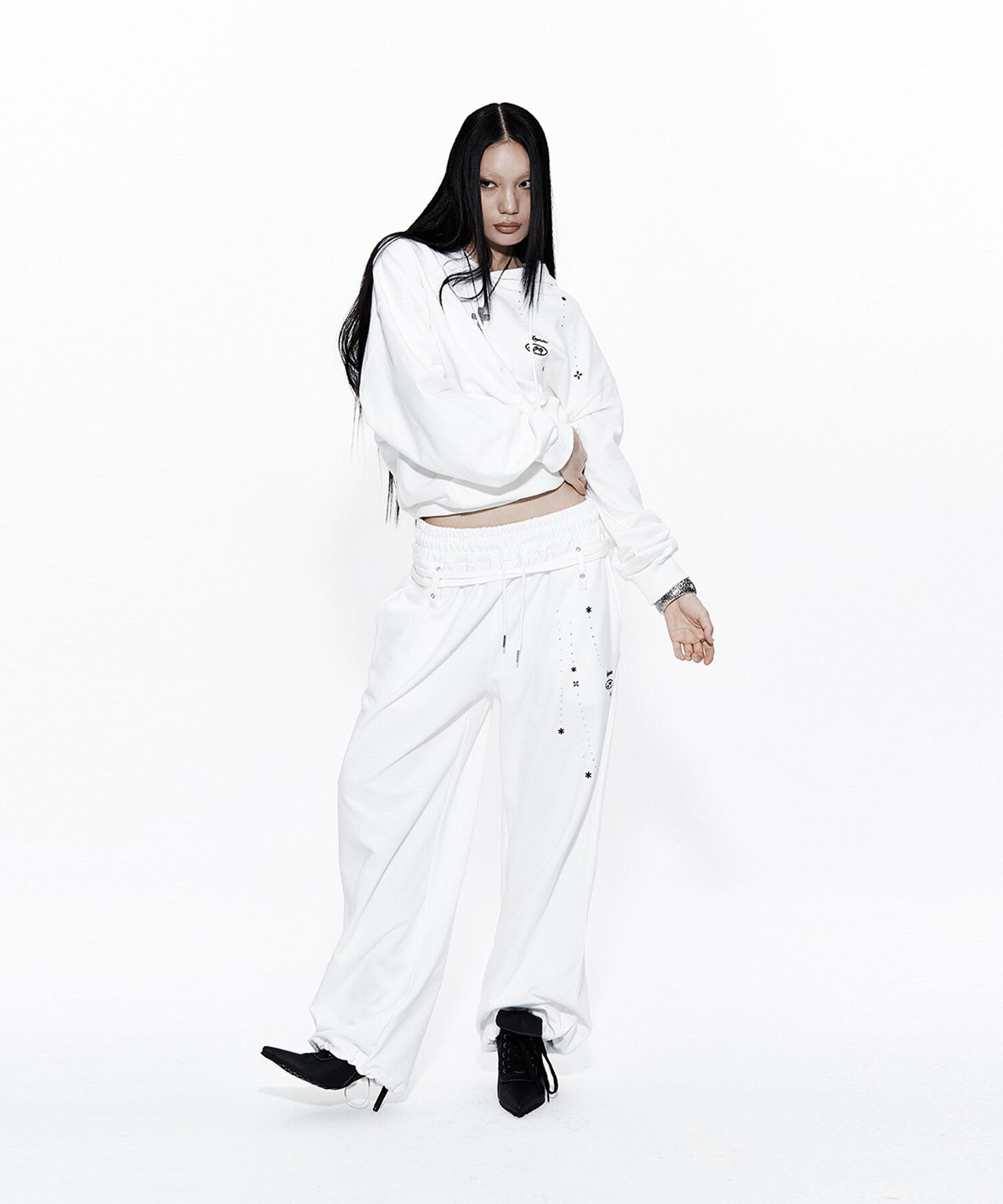 Zenu Belt Sweat Pants (White)