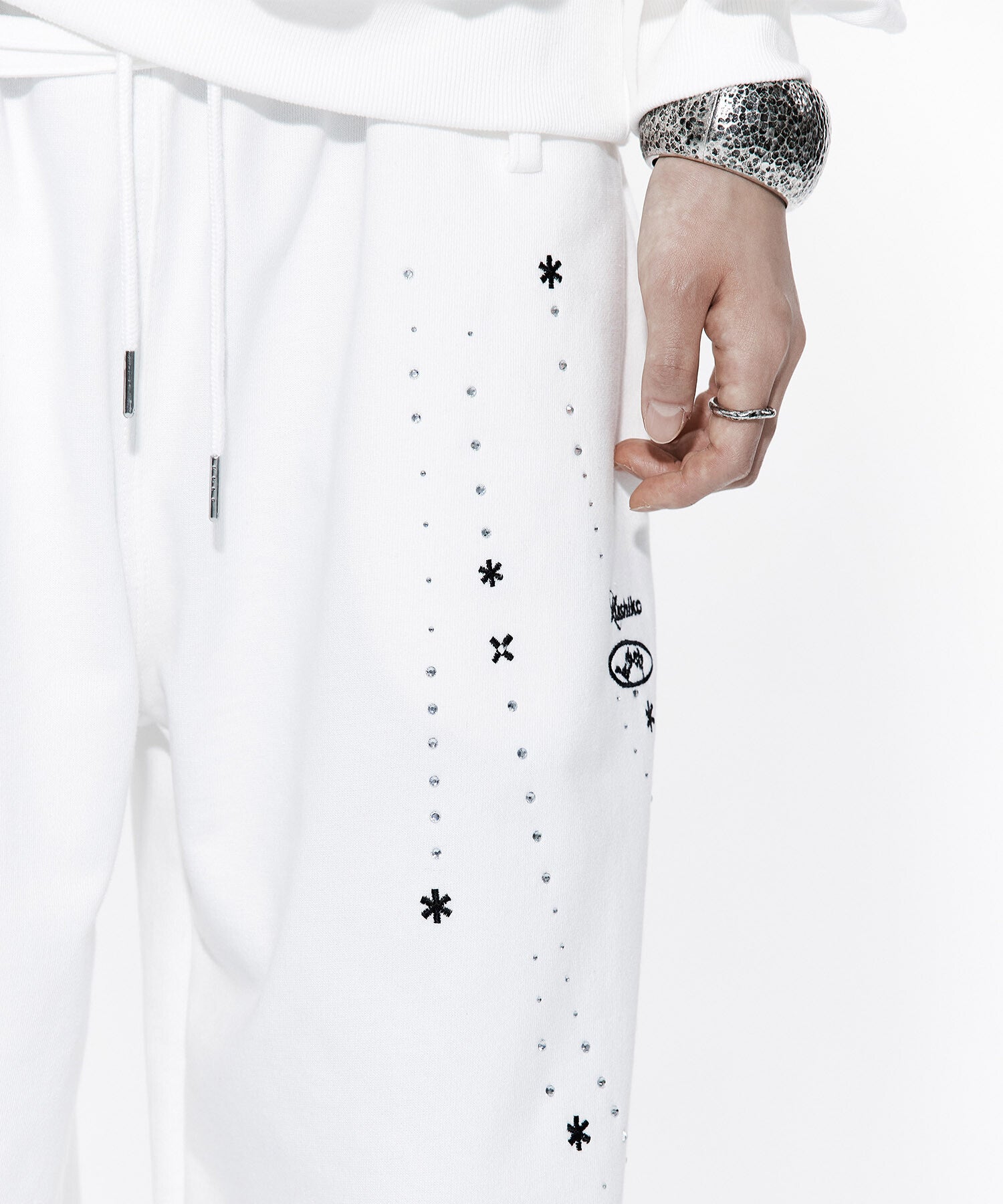 Zenu Belt Sweat Pants (White)