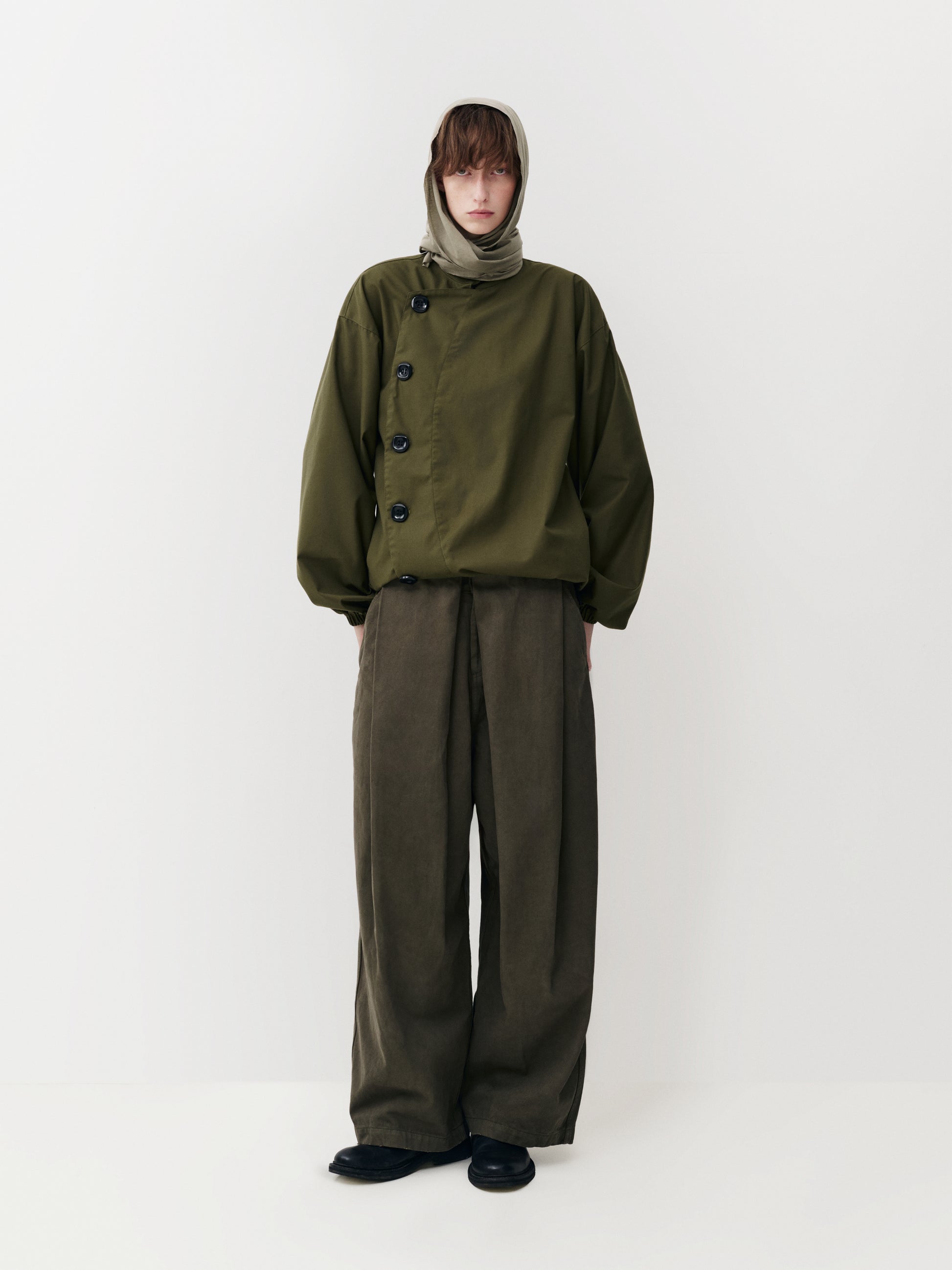 BUTTONED JACKET (OLIVE)