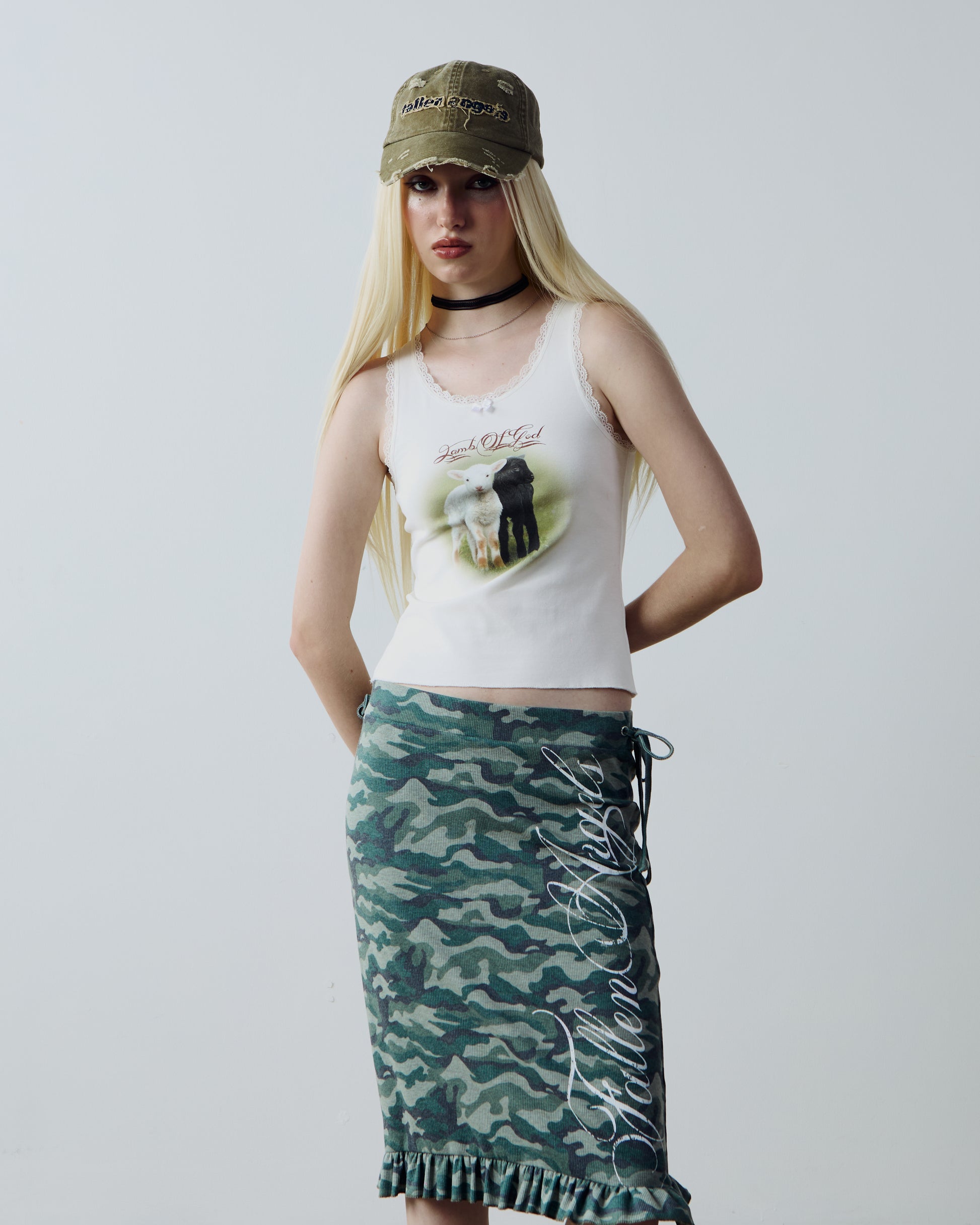 L.O.G Tank (White)