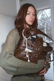 Masha (Brown)
