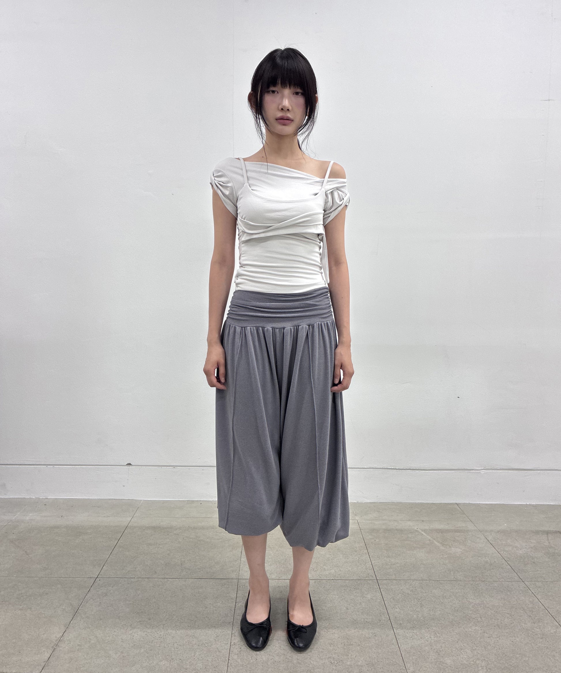 Wide Capri Pants (Dark Gray)