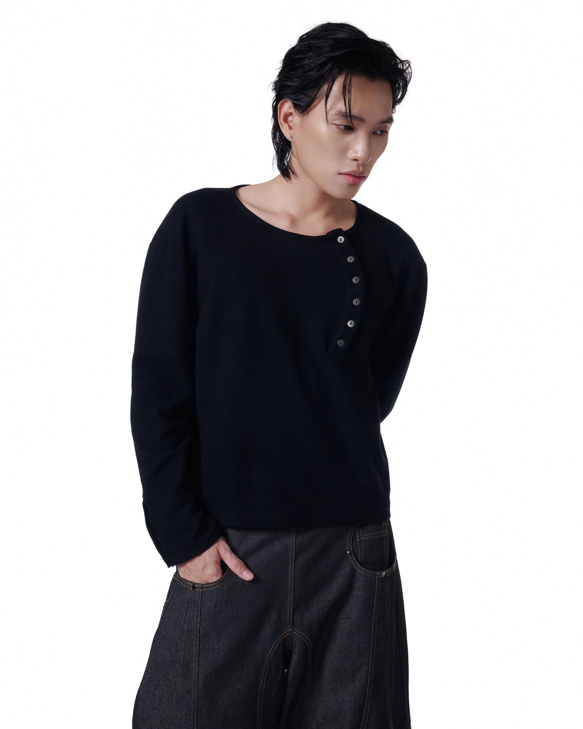 Henley Crop (Black) *BACKORDER