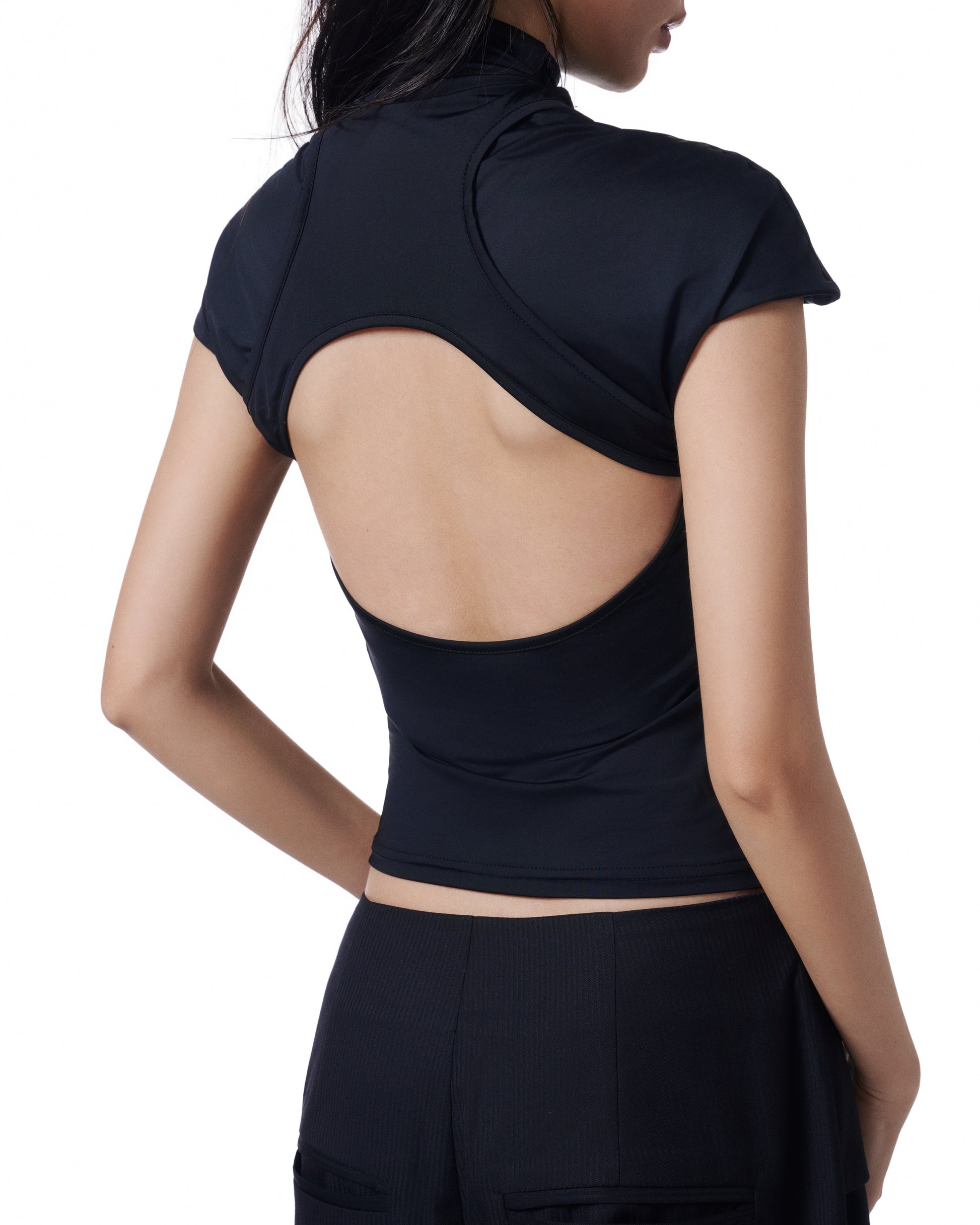 Shell Fitted Top (Black)