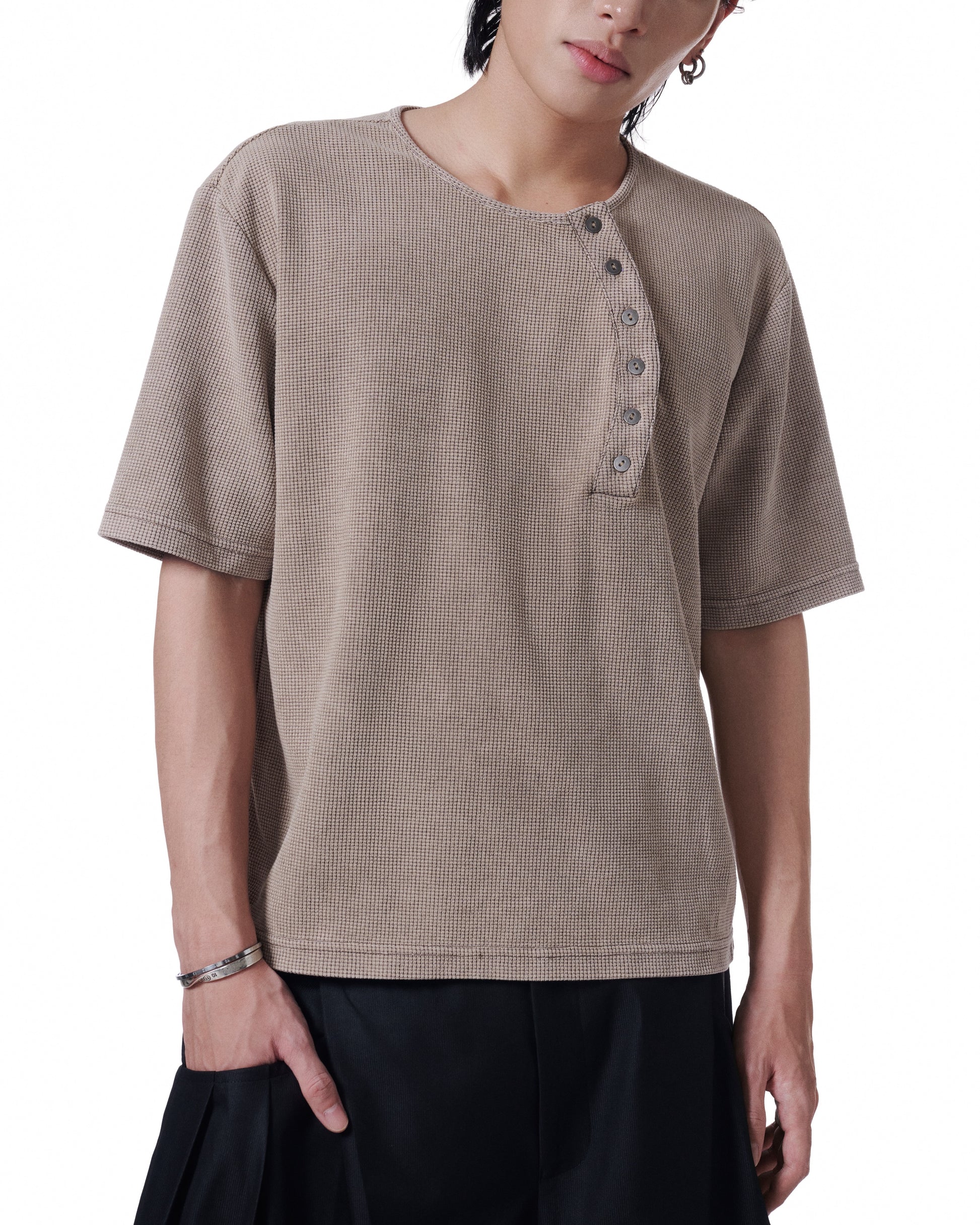 Henley Short Sleeve (Sand Cream)