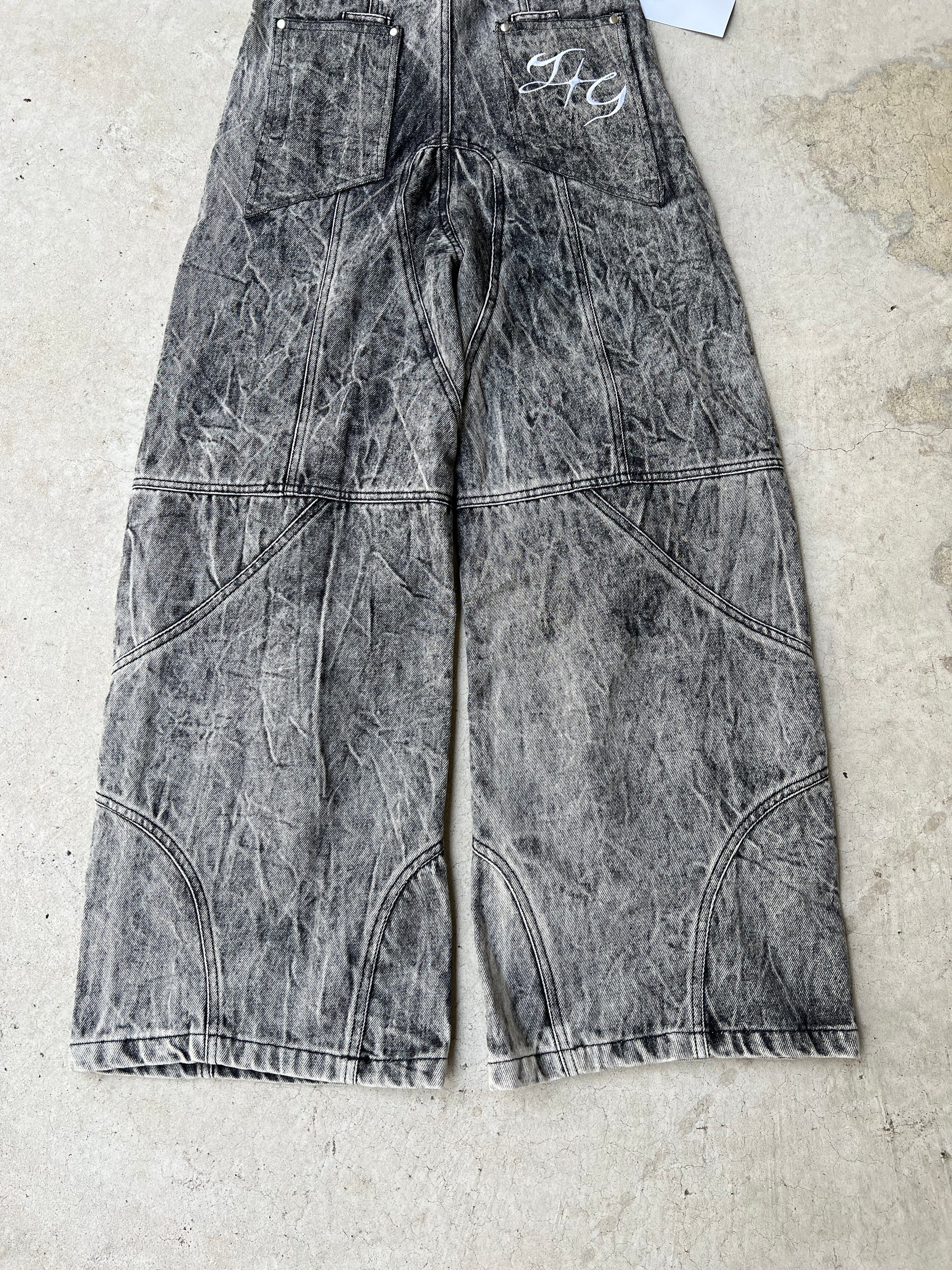 CAGE DENIM