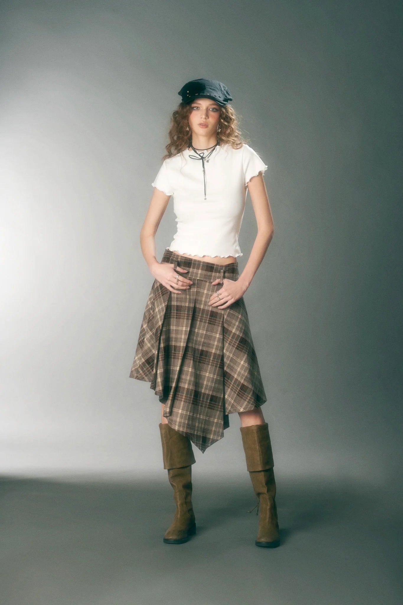 Clover Skirt (Brown)