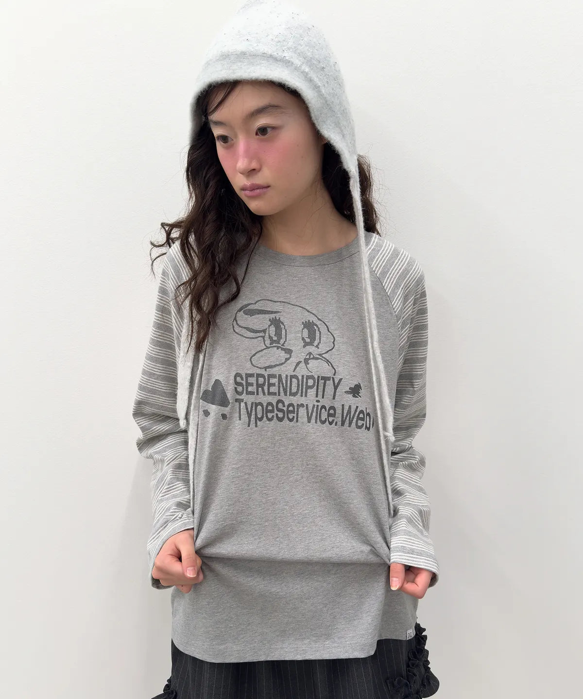 Peep Raglan Top [Gray]