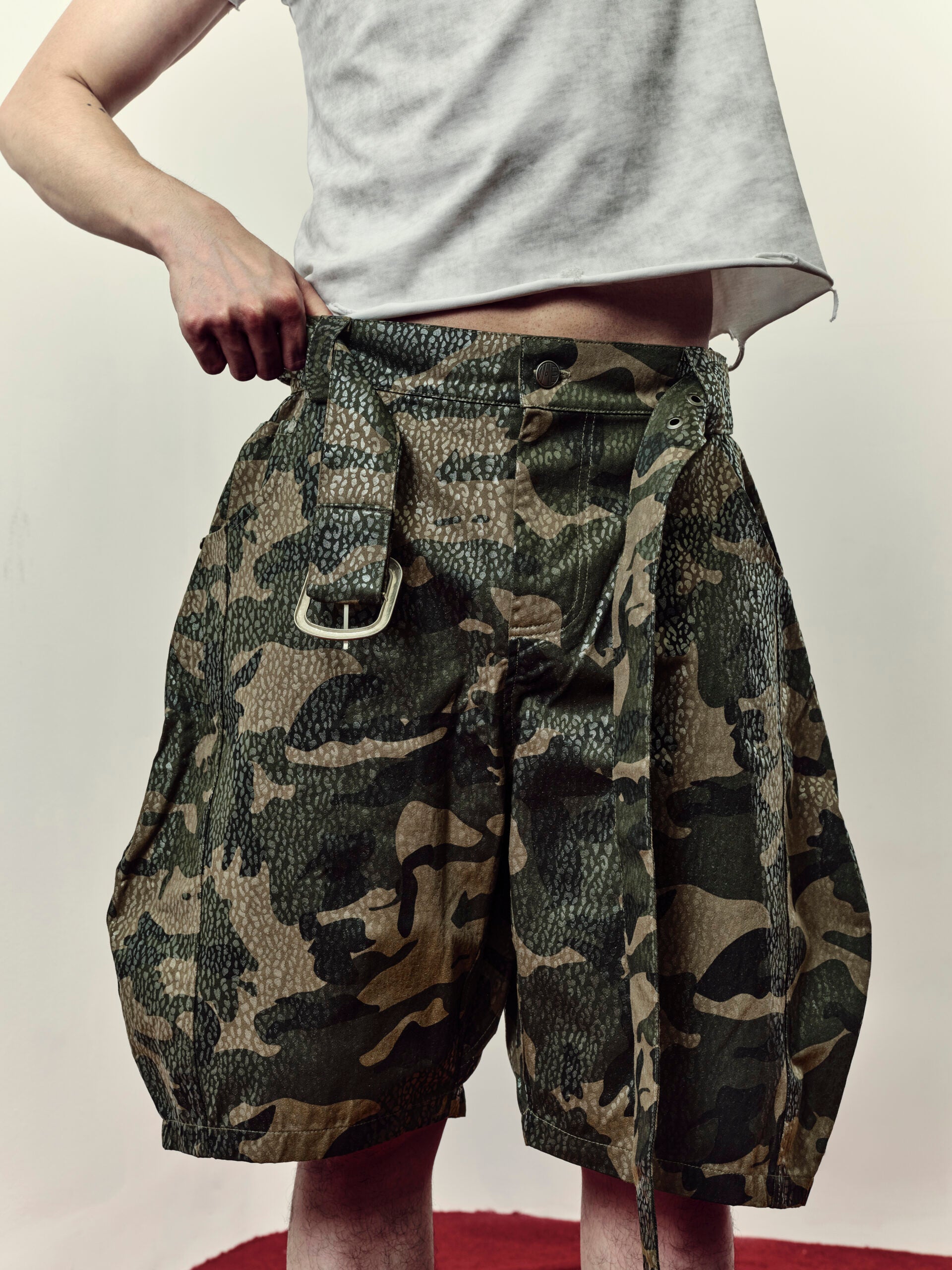 MEN – HEINO – Waxed Camo Jorts