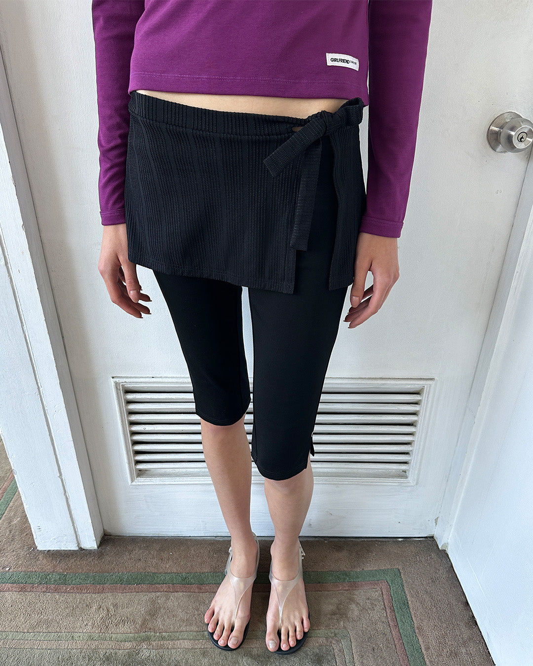 Alma Capri Pants (Black)