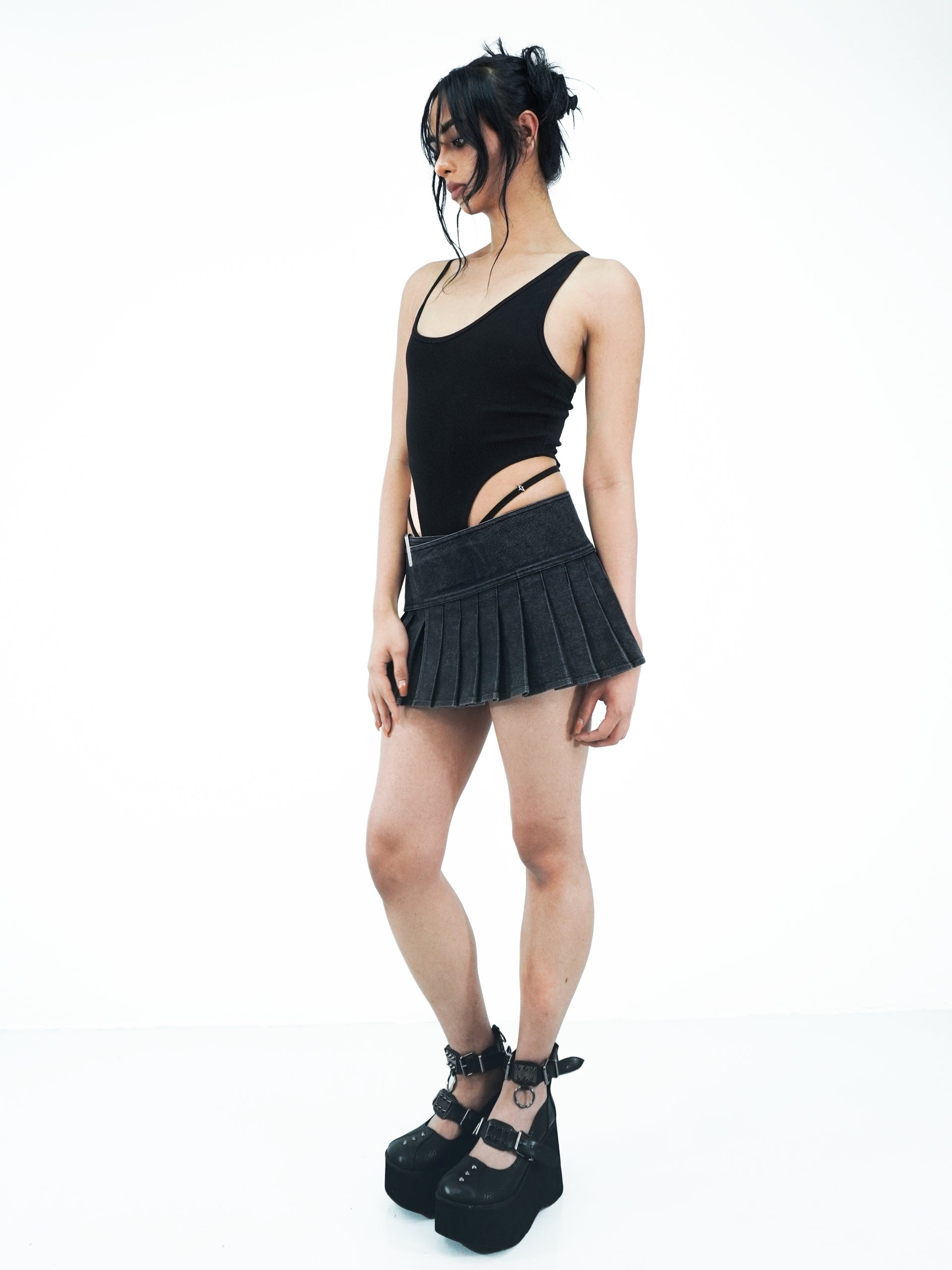Pleated Denim Miniskirt - Black