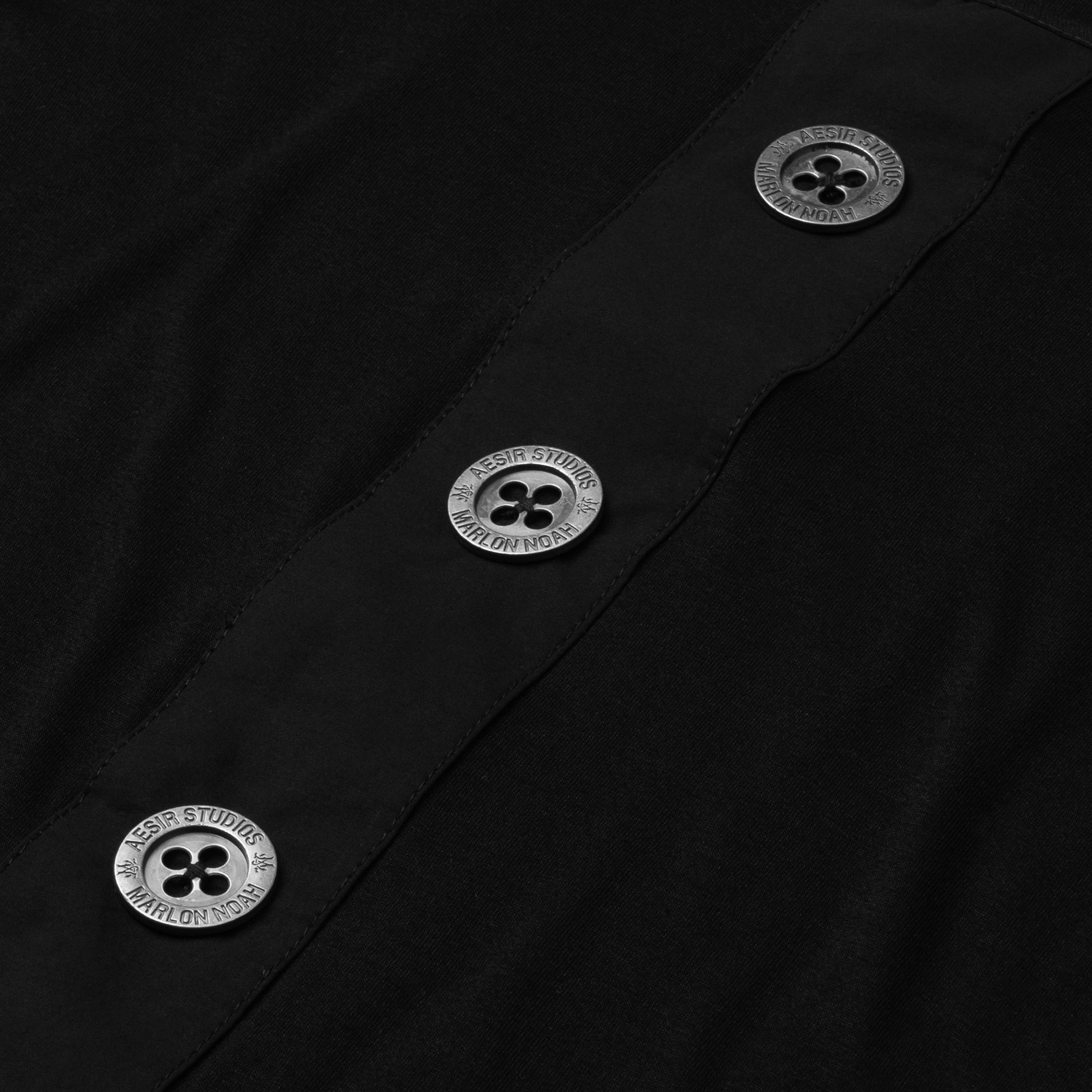 AESIR X MARLON – Layer Button Top