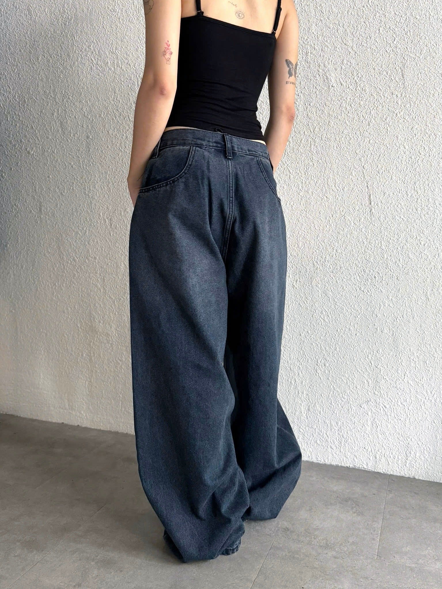 Cut Pocket Jeans (Blue)