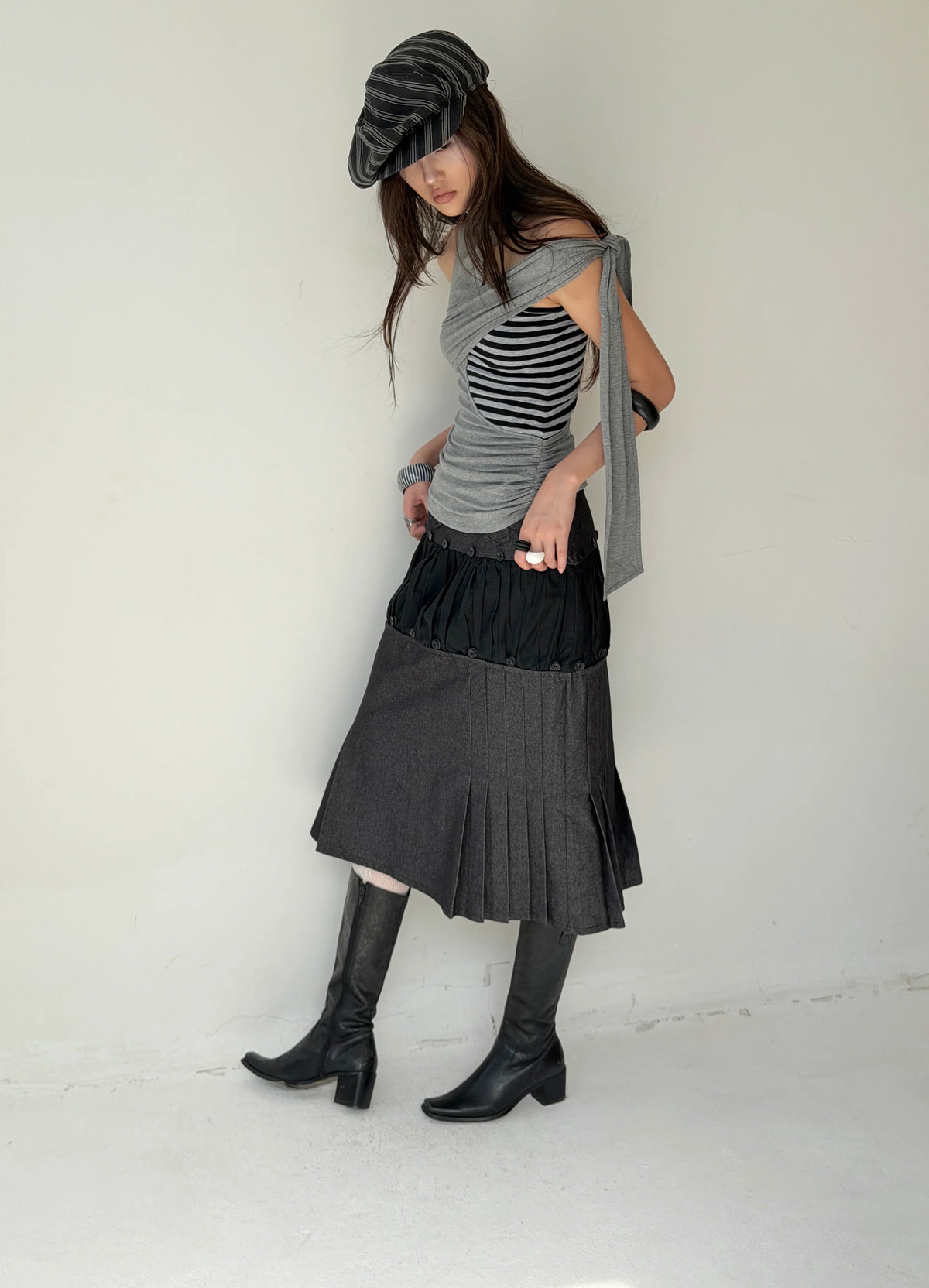 Facade Skirt (Black)