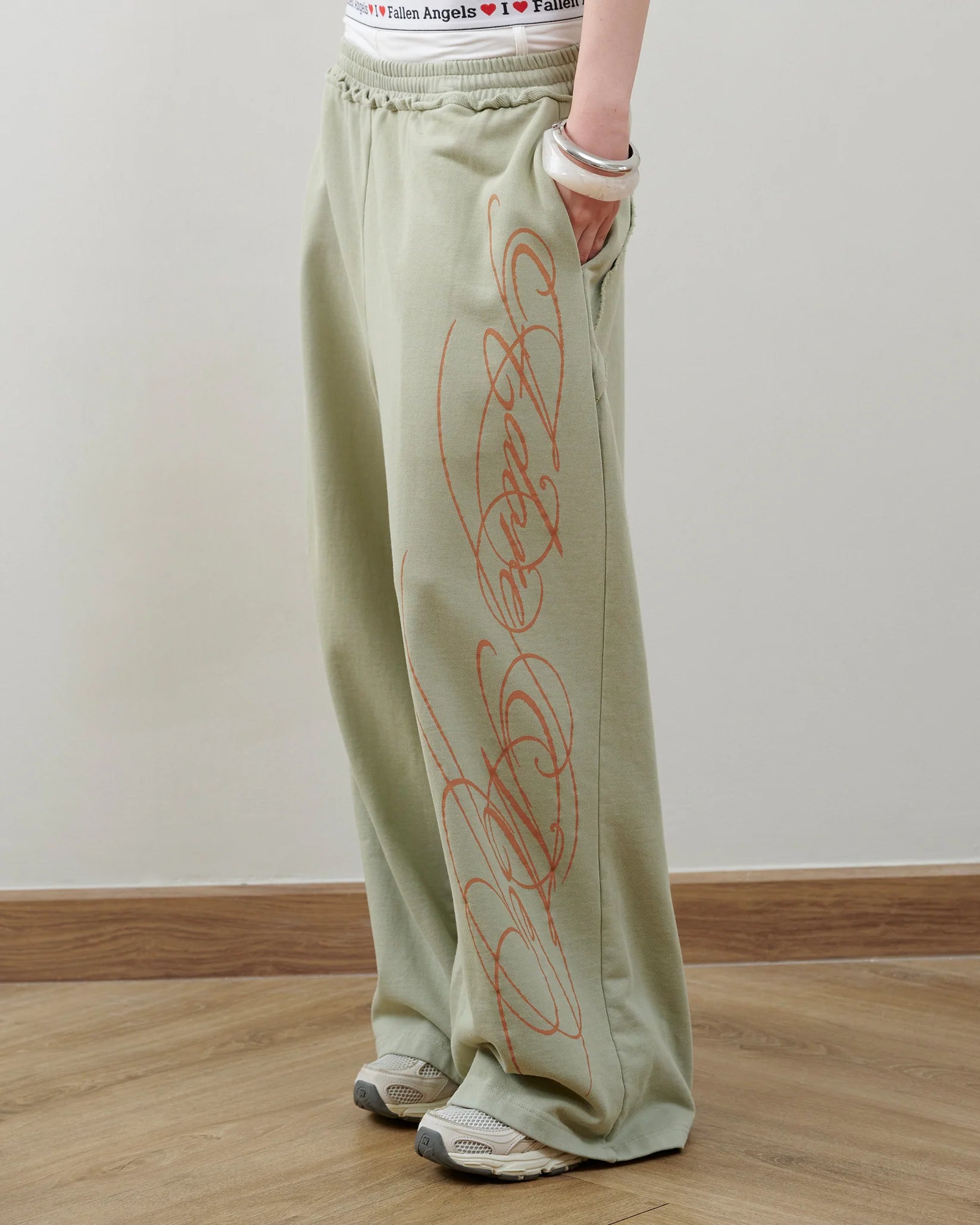 Nina Sweatpants (Smoke Green)