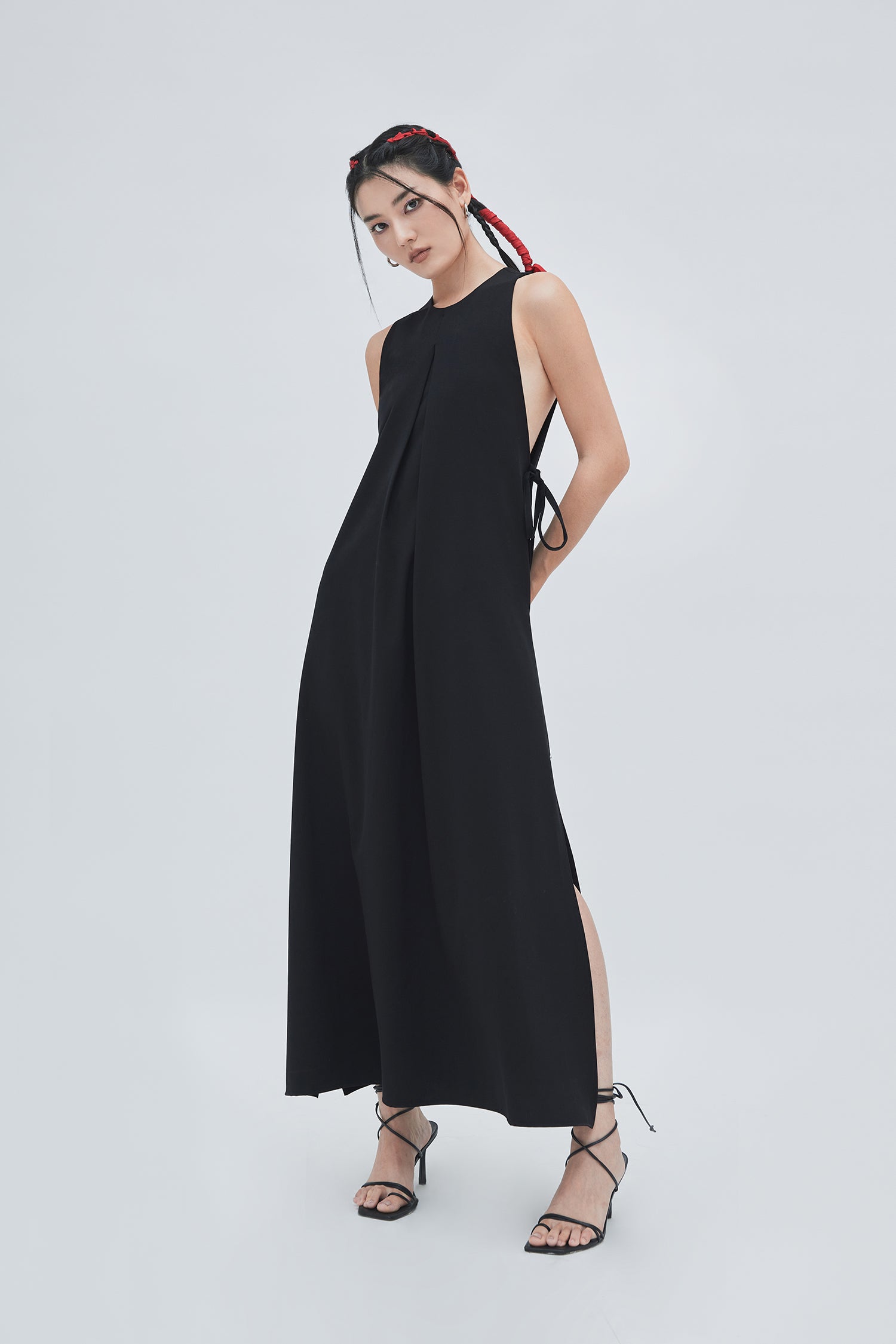 A-LINE MAXI - BLACK