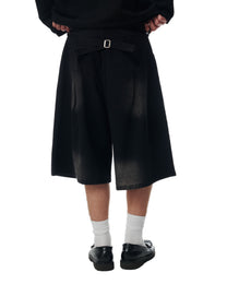 WASHED PLEATED JORTS