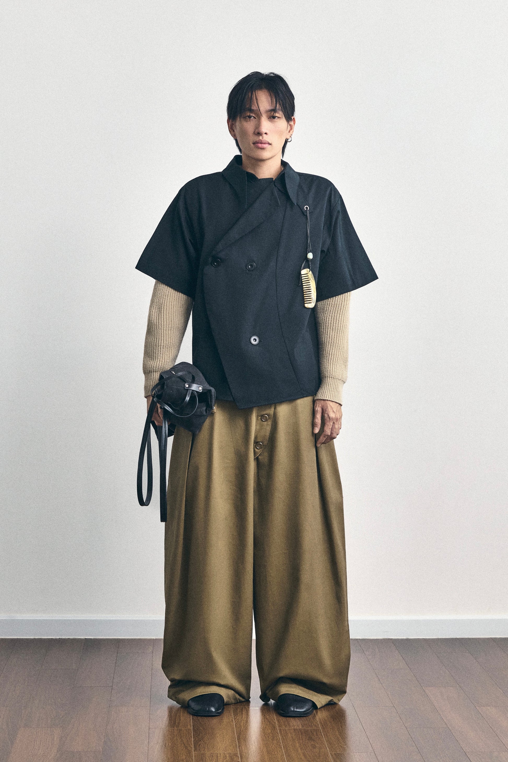 SIDE PLEATED TROUSERS