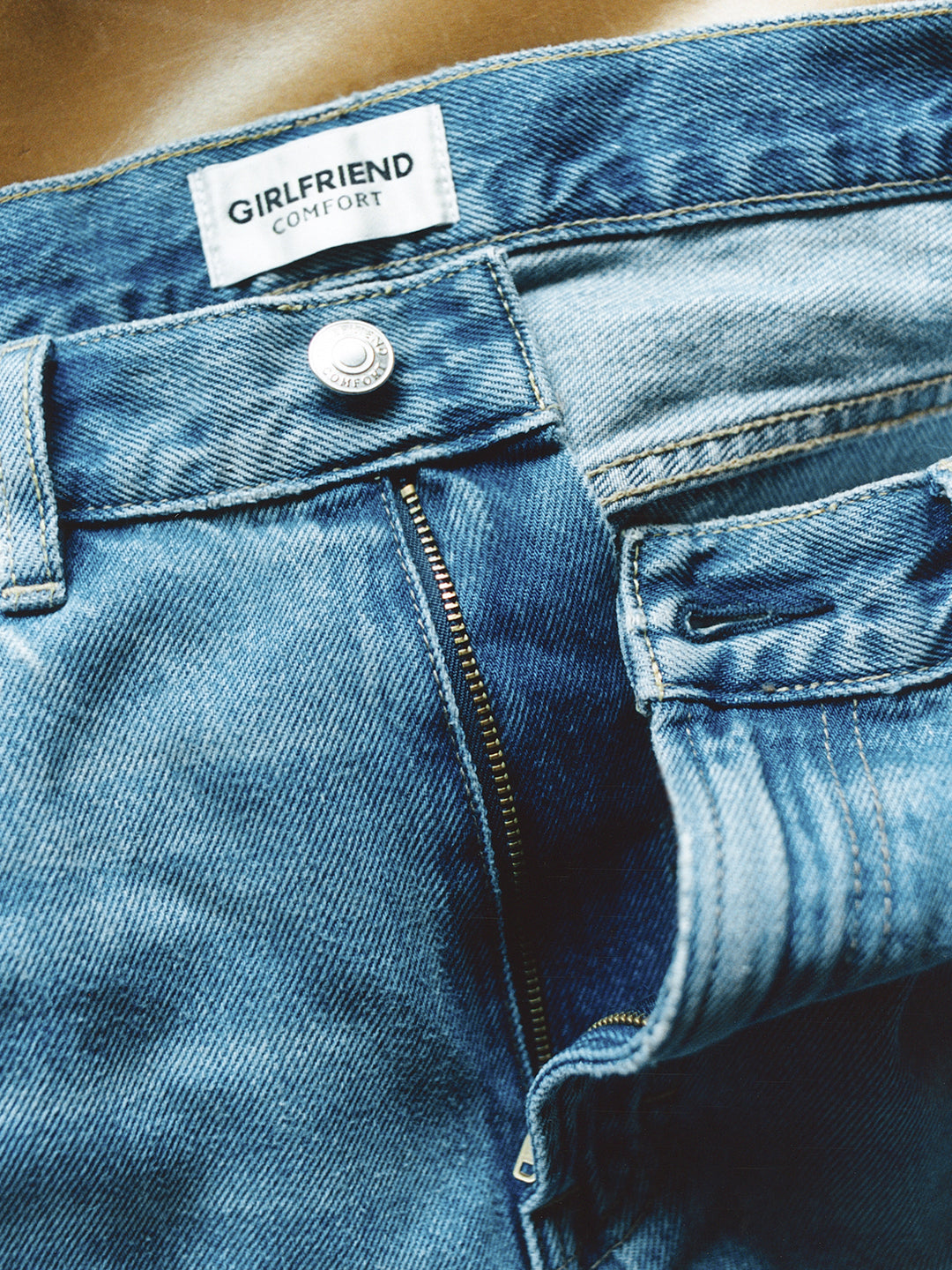 Soft-Twist Wide Jeans