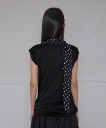 Layered Dot Scarf T-Shirt (Black)