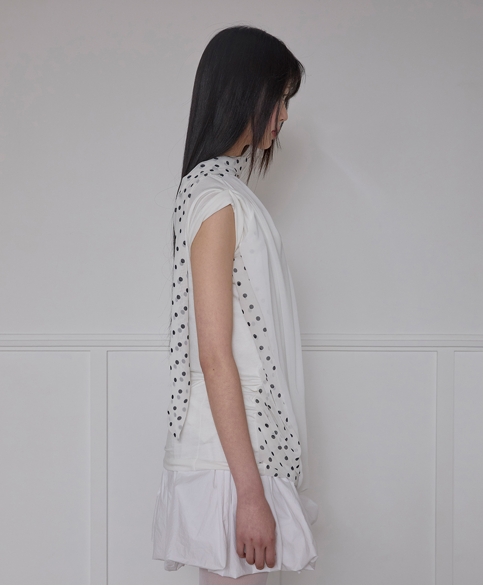Layered Dot Scarf T-Shirt (White)