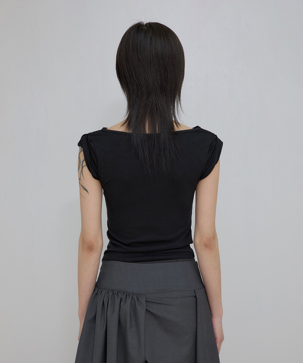 Asymmetrical Draped Roll-Up T-Shirt (Black)