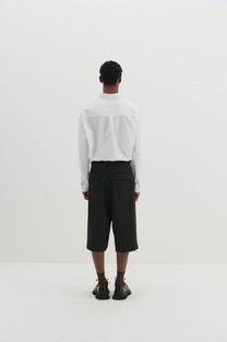 Belted Stripe Bermuda Slacks (Black)