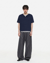 Layered Henley Neck T-shirt (Navy)