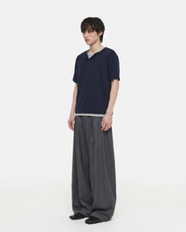 Layered Henley Neck T-shirt (Navy)