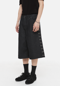 Side Rivet Bermuda Denim Pants (Black)