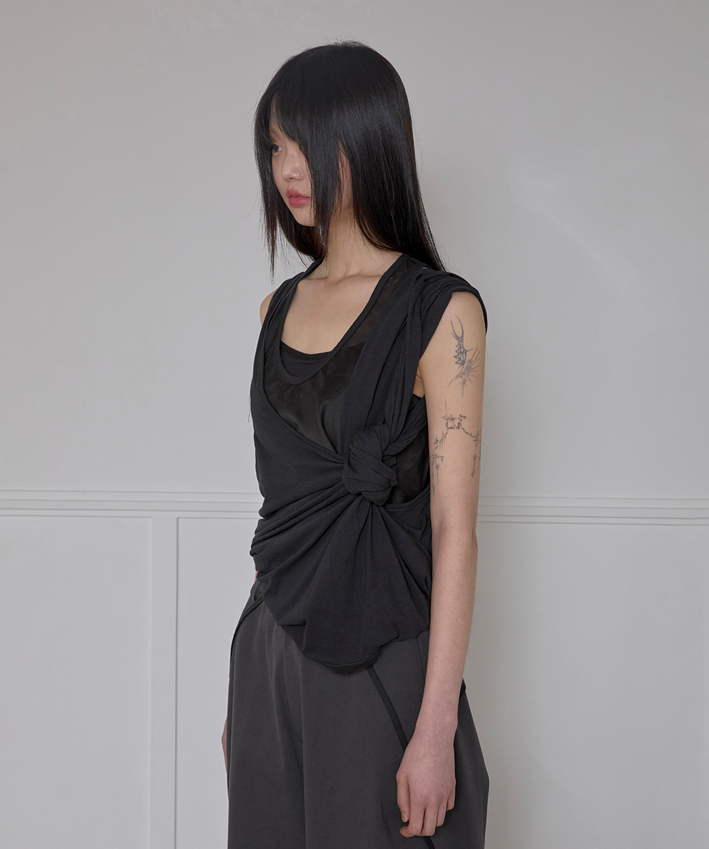 Asymmetrical Layered Sleeveless (Black)