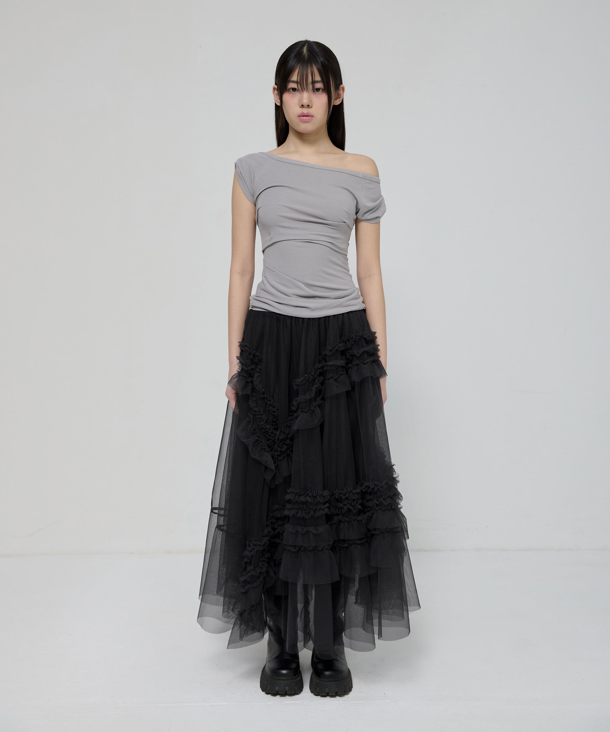 Tulle Layered Long Skirts (Black)