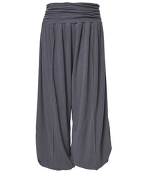 Wide Capri Pants (Dark Gray)