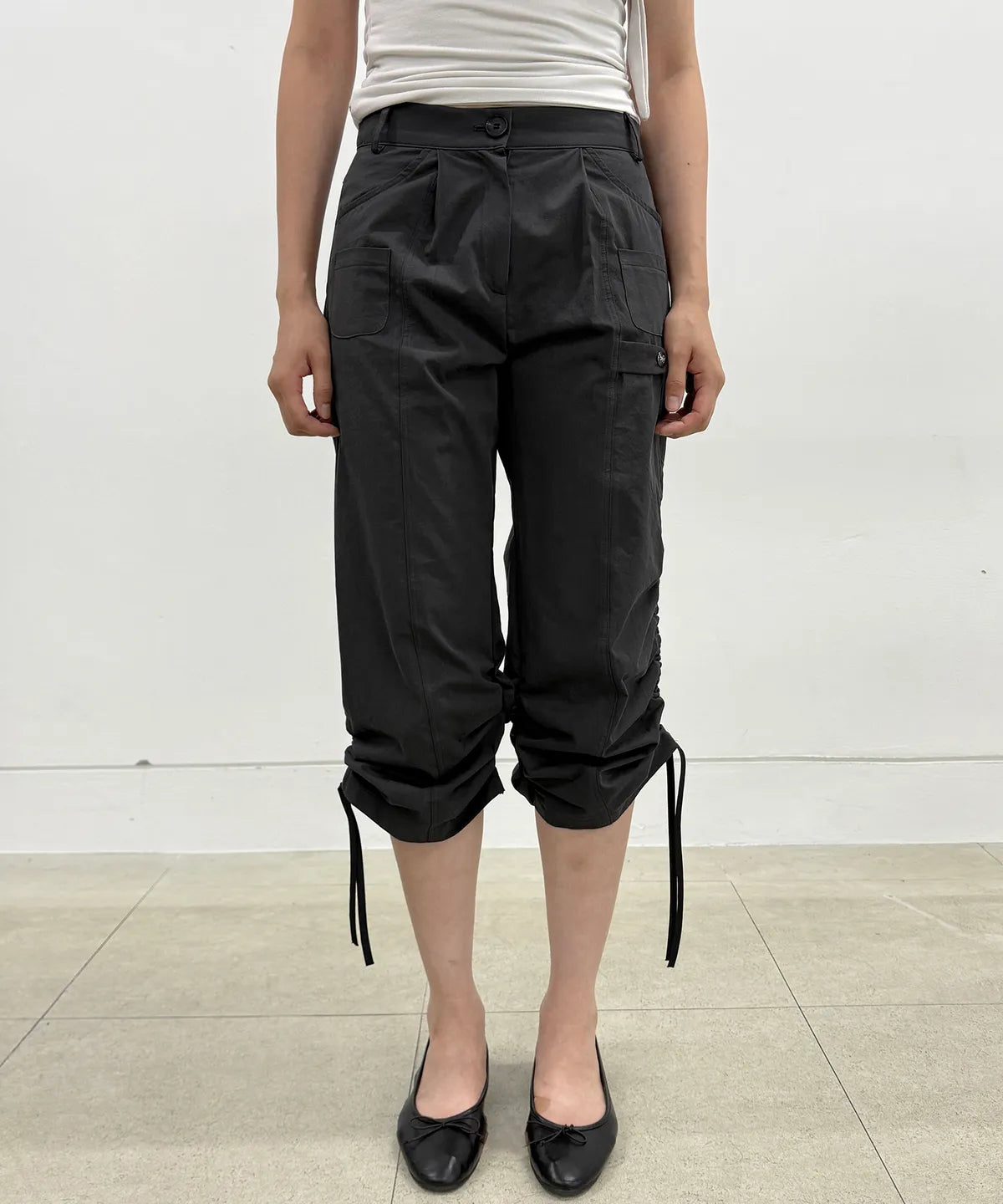 Structured Capri Pants (Black)