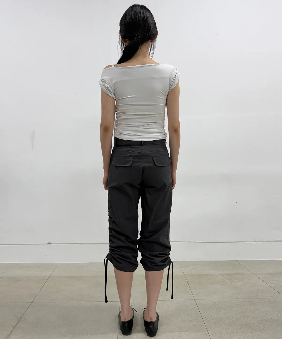 Structured Capri Pants (Black)