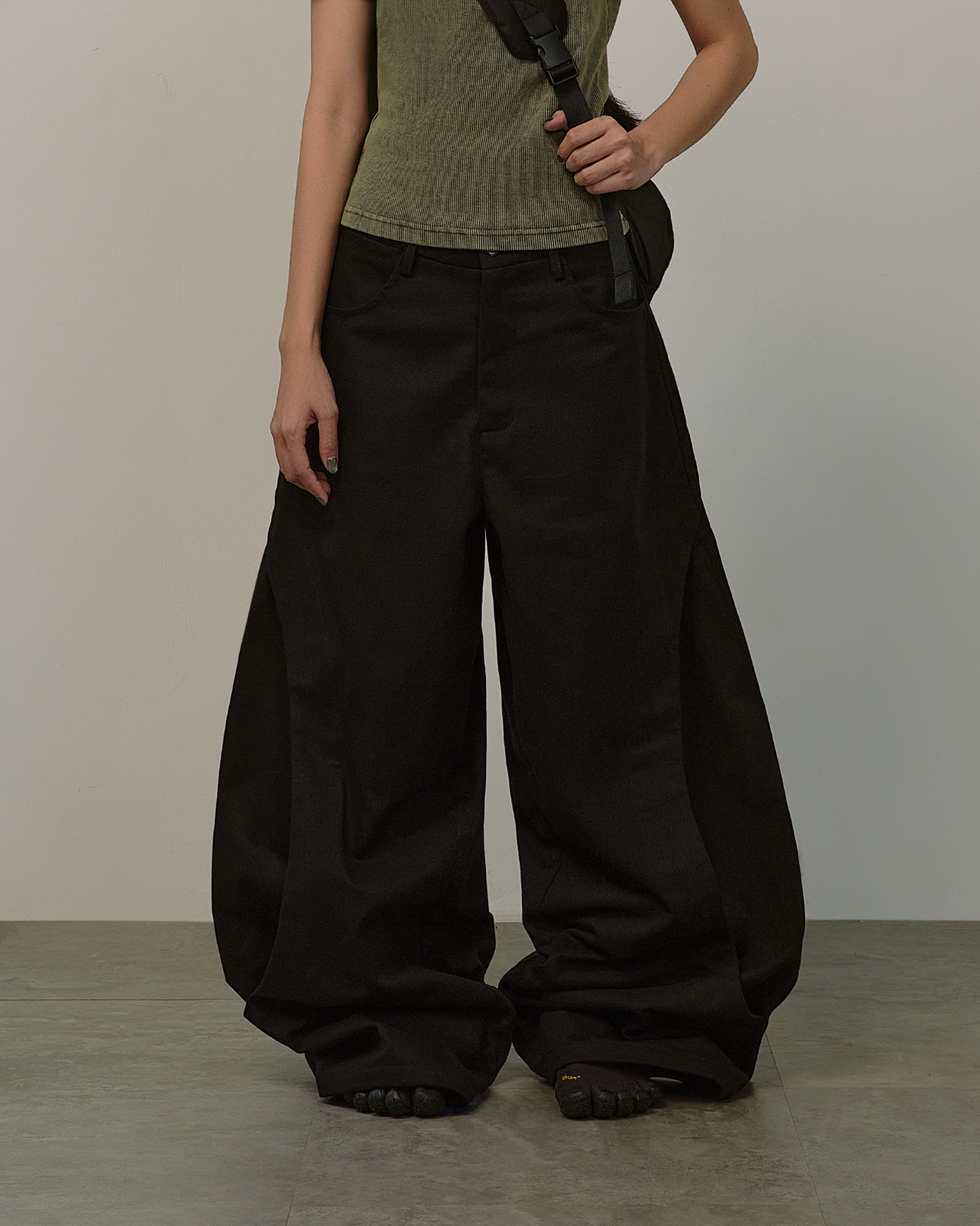 Eclipse Wide Pants (Black)