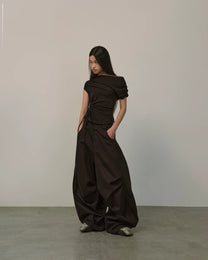 Pleated Knee Pants (Black)
