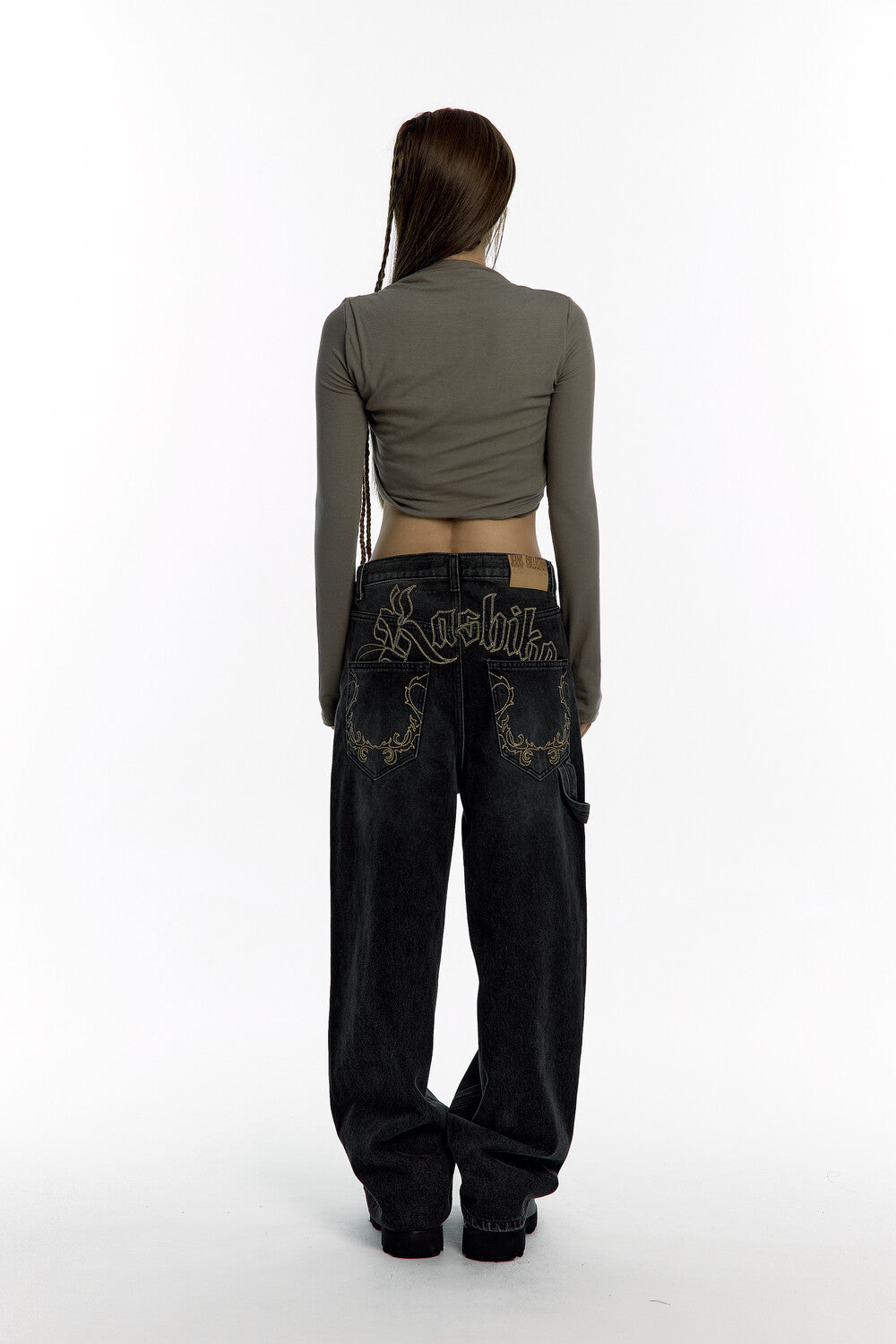 Embroidered Washing Denim Pants (Black)