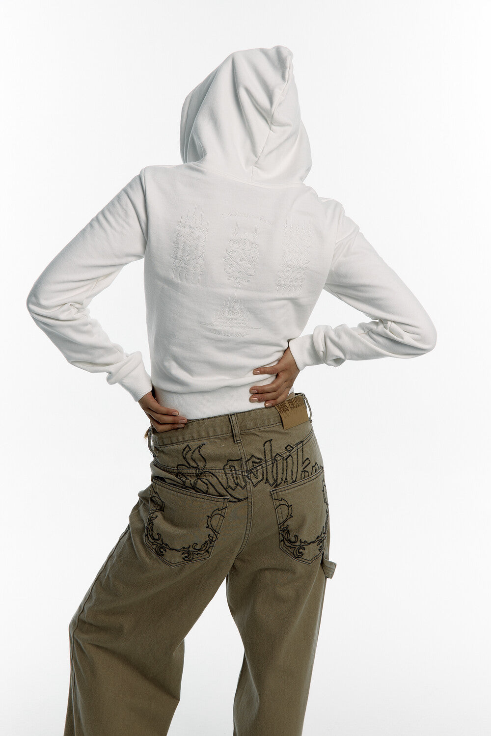 Yantra Slim Hood Zip-up (White)