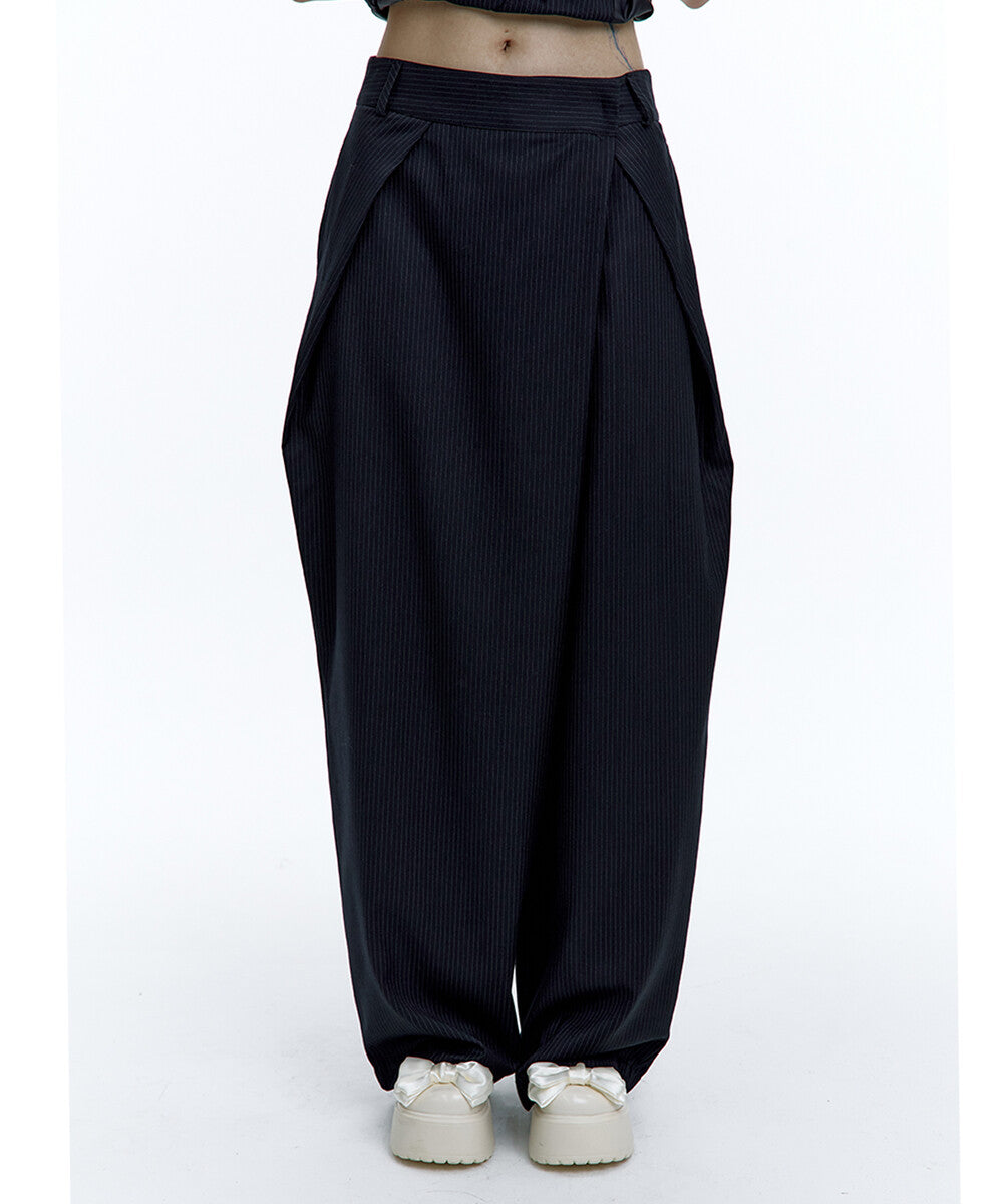 Pintuck Asymmetric Trousers (Stripe)