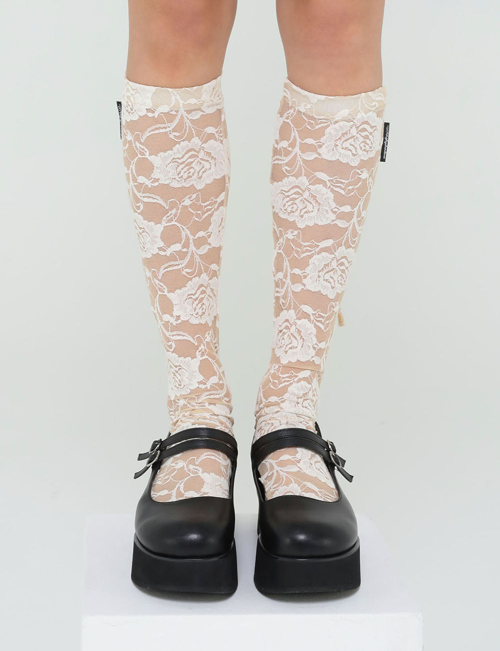 ROSE LACE LONG SOCKS