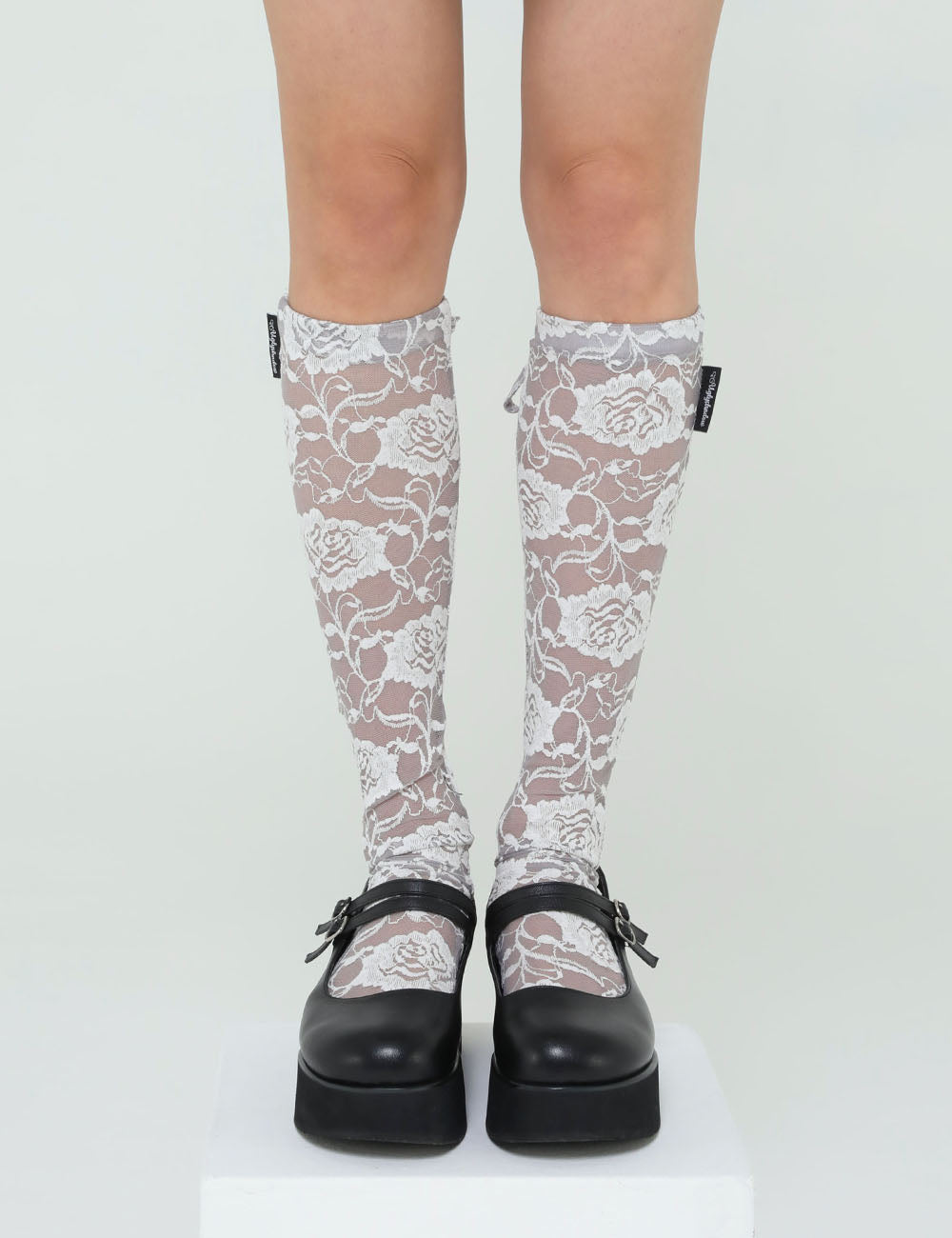 ROSE LACE LONG SOCKS